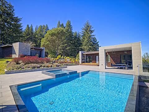 136 Wilkie Way, Salt Spring