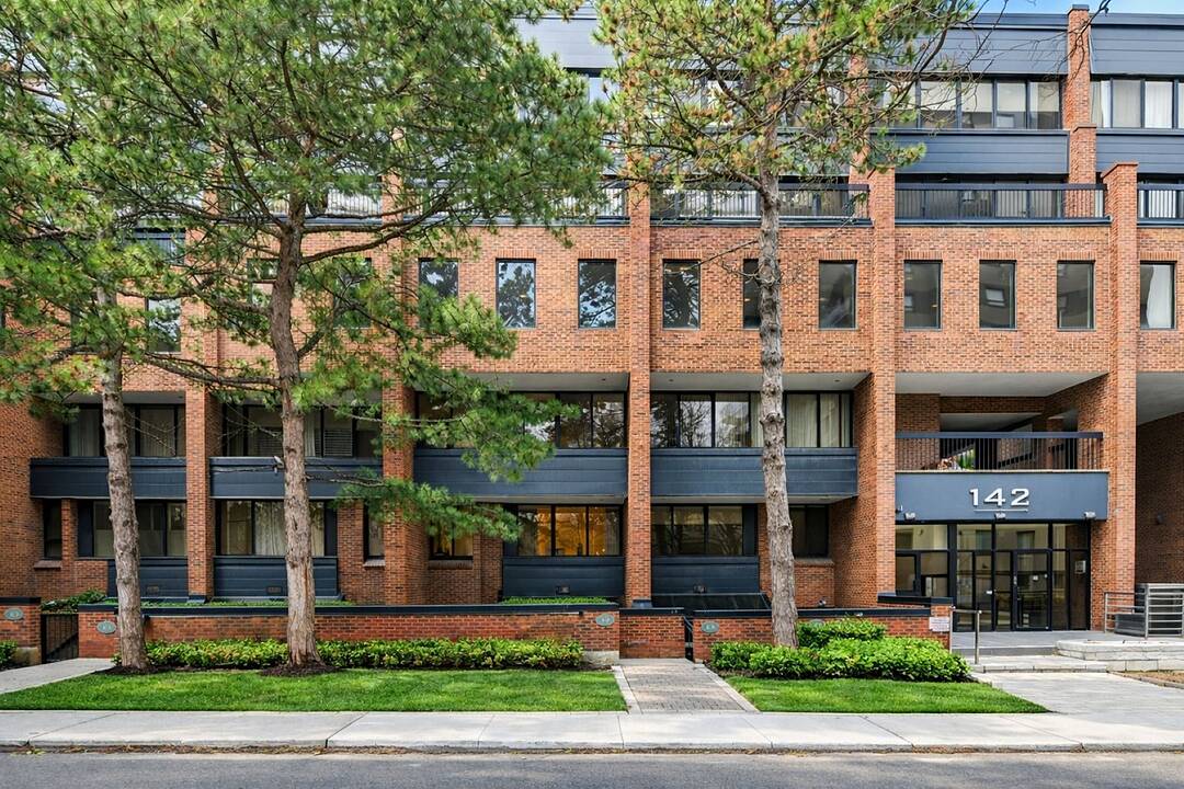 142 Pears Ave #A4, Toronto, Ontario