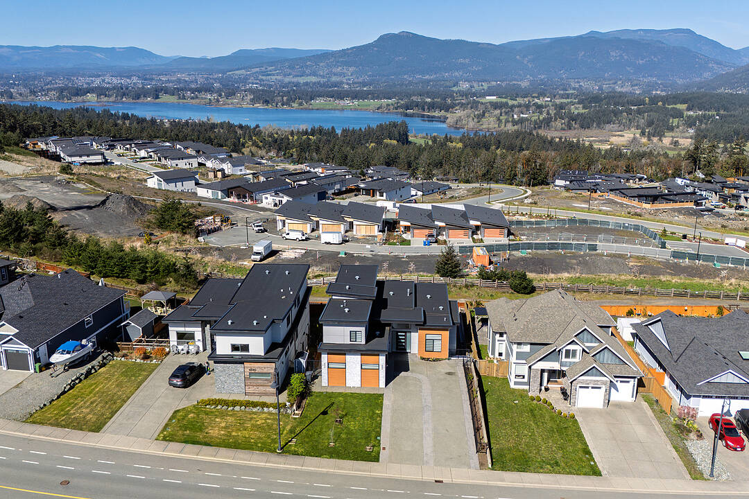 6334 Nevilane Drive, Duncan, British Columbia