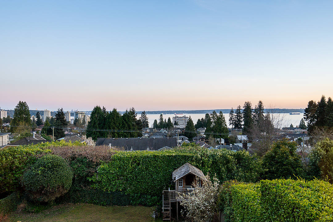 2374 Nelson Avenue, West Vancouver, British Columbia