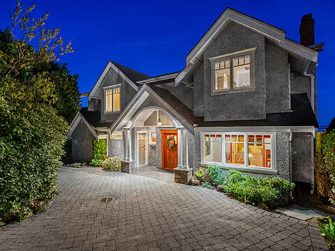 2374 Nelson Avenue, West Vancouver
