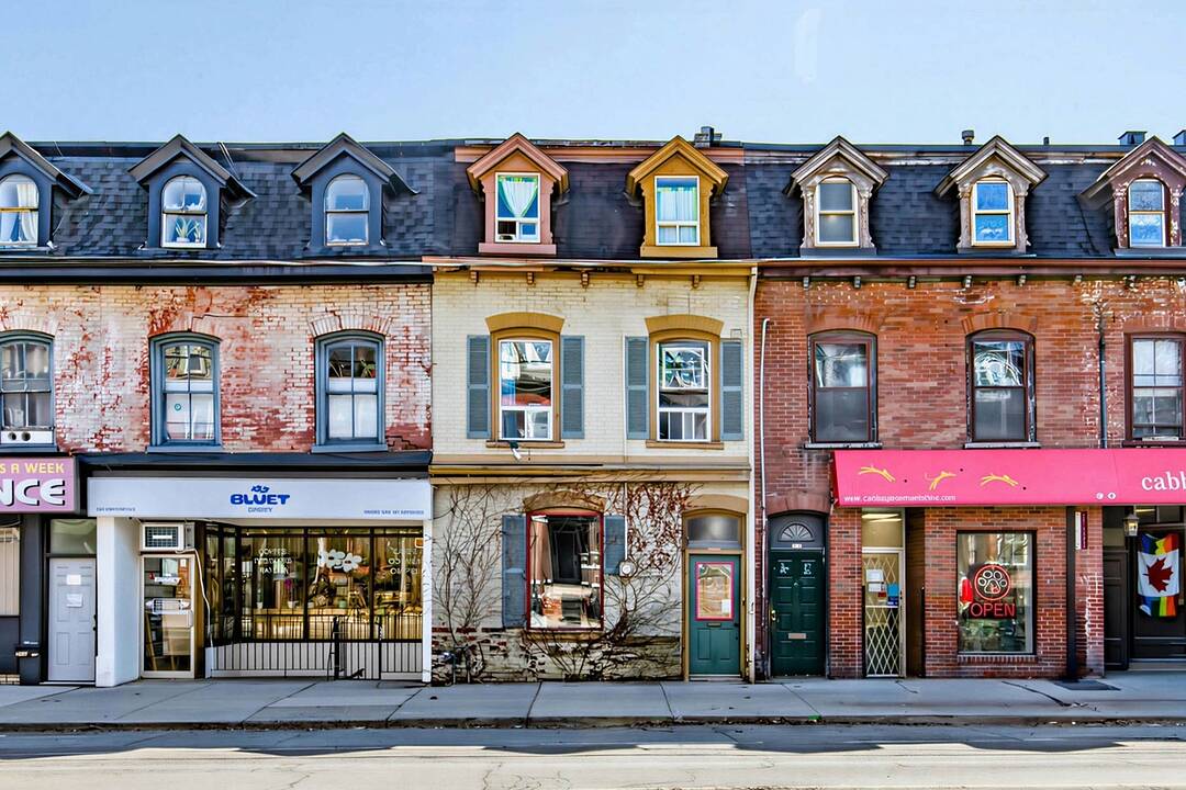 243 Gerrard St E, Toronto, Ontario
