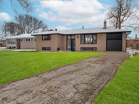 33 Lancer Dr, Vaughan