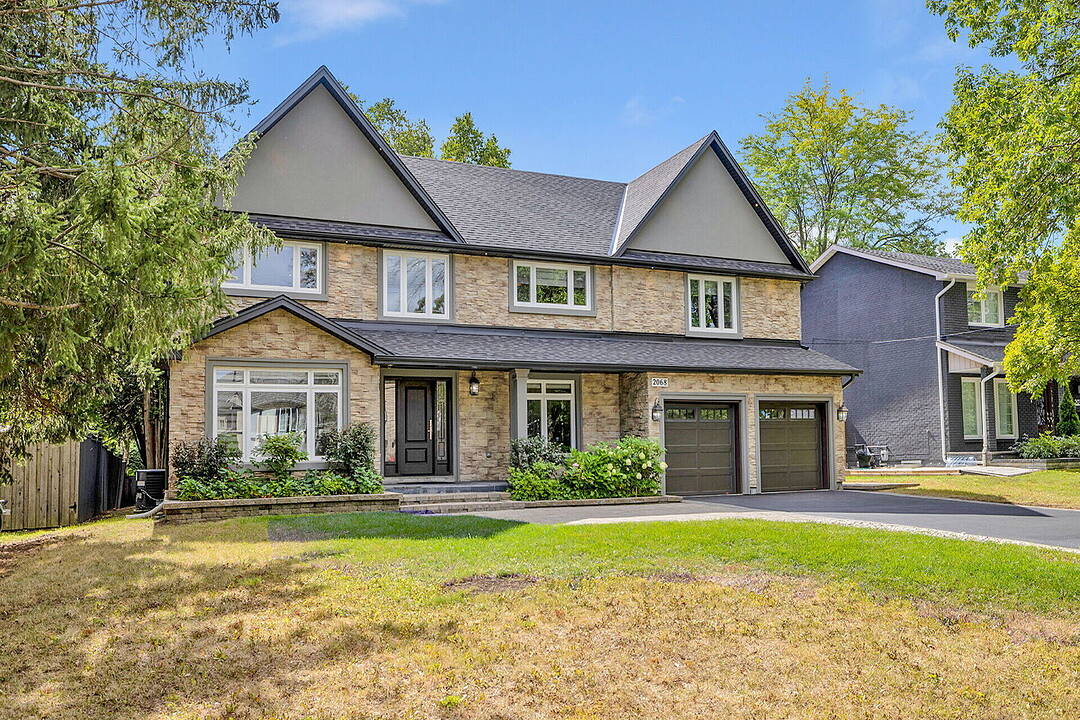 2068 Mississauga Rd, Mississauga, Ontario