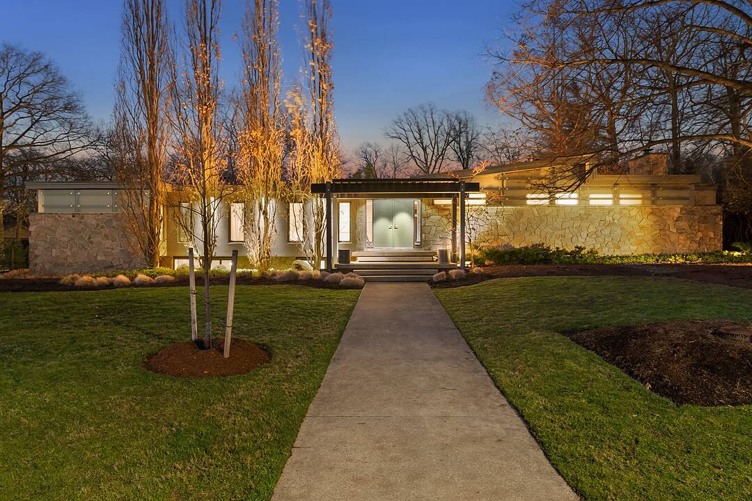 105 Marsdale Dr, St. Catharines, Ontario