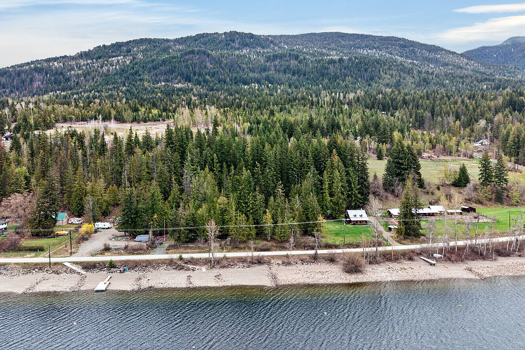 7465 Squilax-Anglemont Road, Anglemont, British Columbia