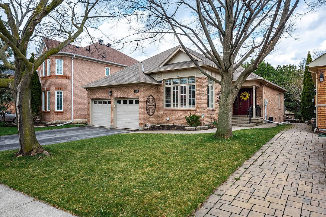 1406 Summerhill Cres, Oakville, Ontario