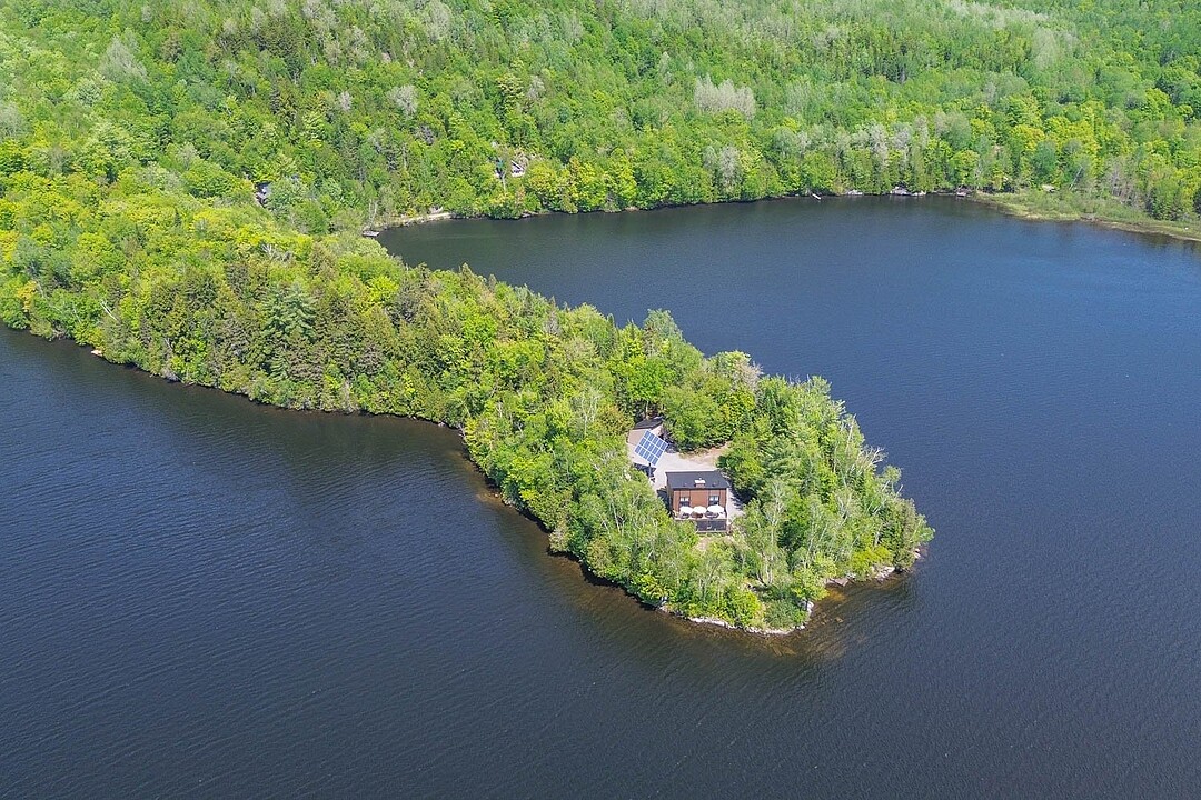 200 Ch. des Oies-Blanches, Sainte-Thècle, Québec