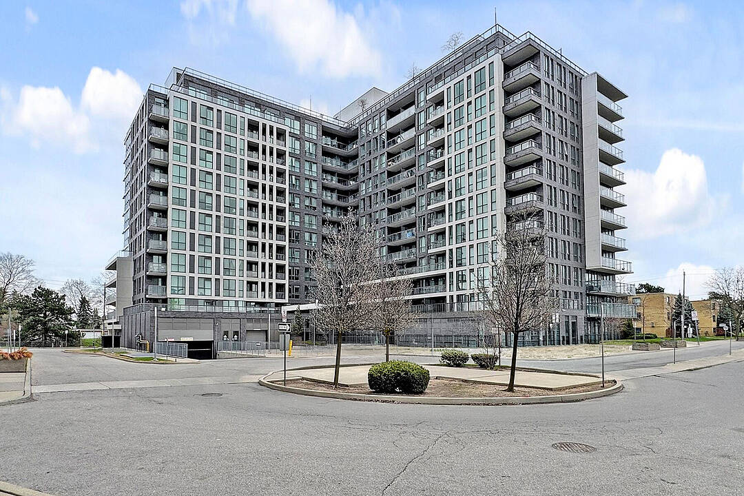 80 Esther Lorrie Dr #1018, Toronto, Ontario