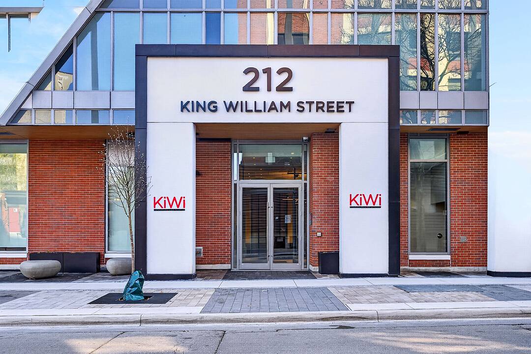 212 King William St E #313, Hamilton, Ontario