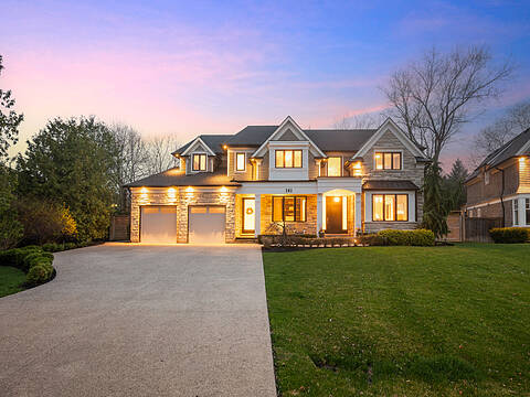 382 Sandhurst Drive, Oakville
