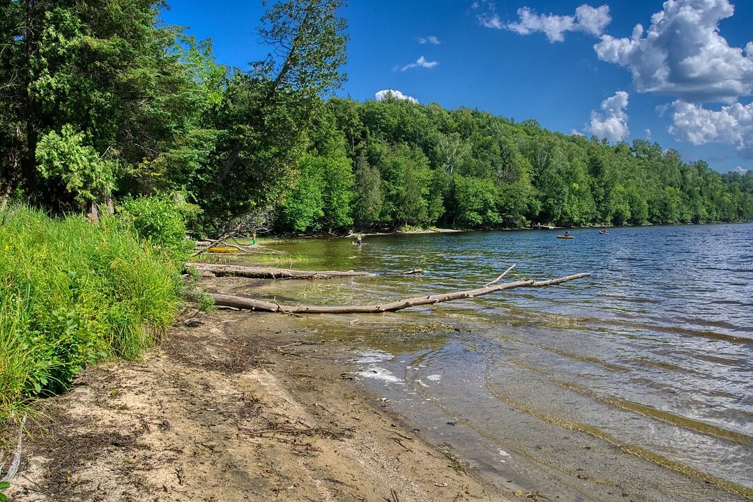 Ch. du Lac-de-la-Carpe, Lac-des-Plages, Québec