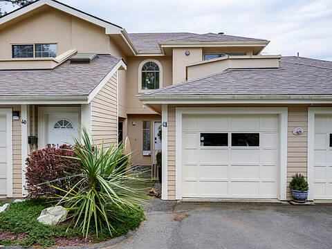 41-909 Admirals Road, Esquimalt