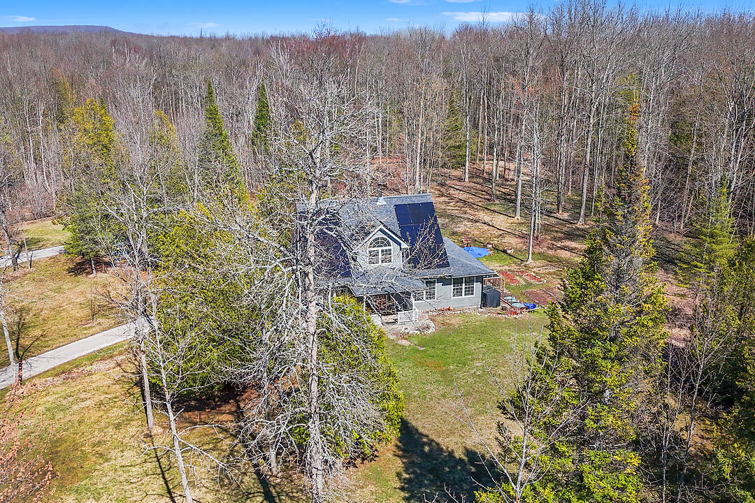 403419 Concession 20 Road, Georgian Bluffs, Ontario