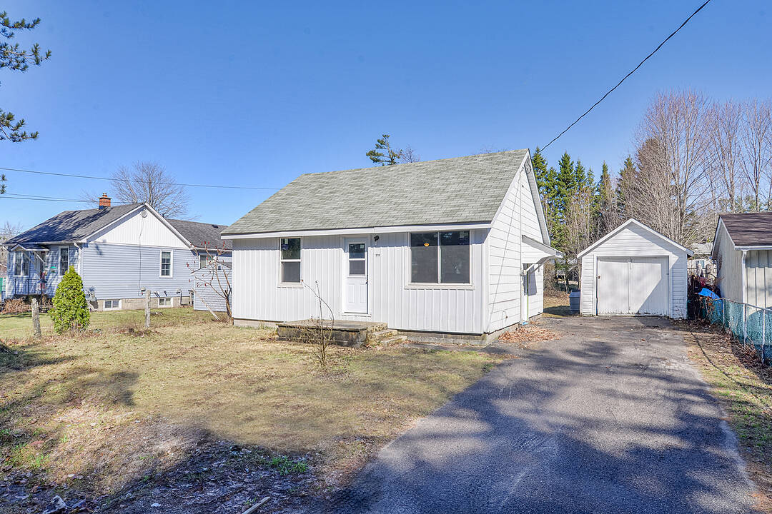 530 Pinedale Road S., Gravenhurst, Ontario