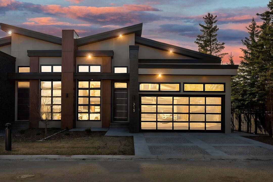 315 Elveden Court SW, Calgary, Alberta
