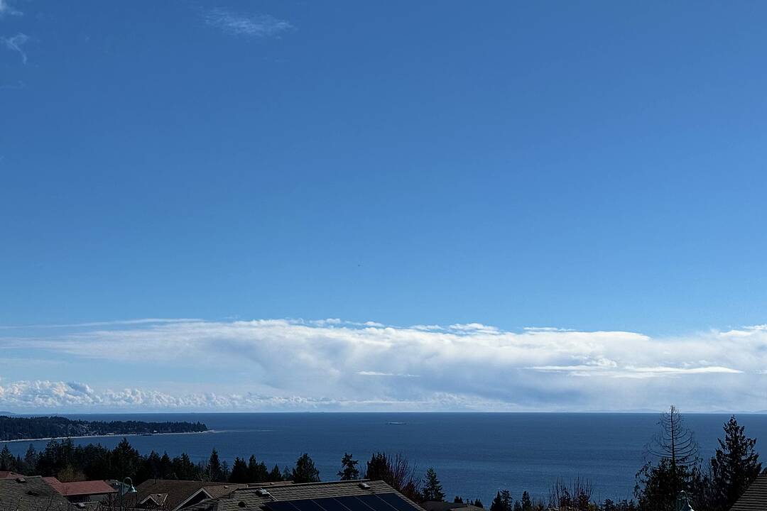 6263 Apollo Road, Sechelt, British Columbia