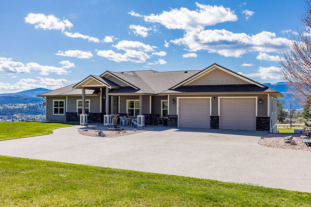 12435 Oyama Road, Lake Country, British Columbia