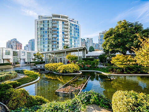 906-189 Davie Street, Vancouver