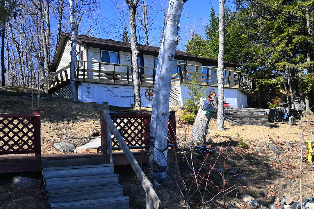 41 Deerfield Road, McKellar, Ontario