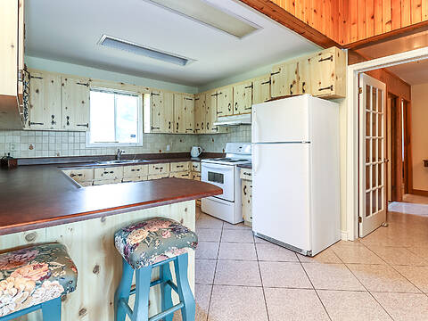 14 James Street, Tiny