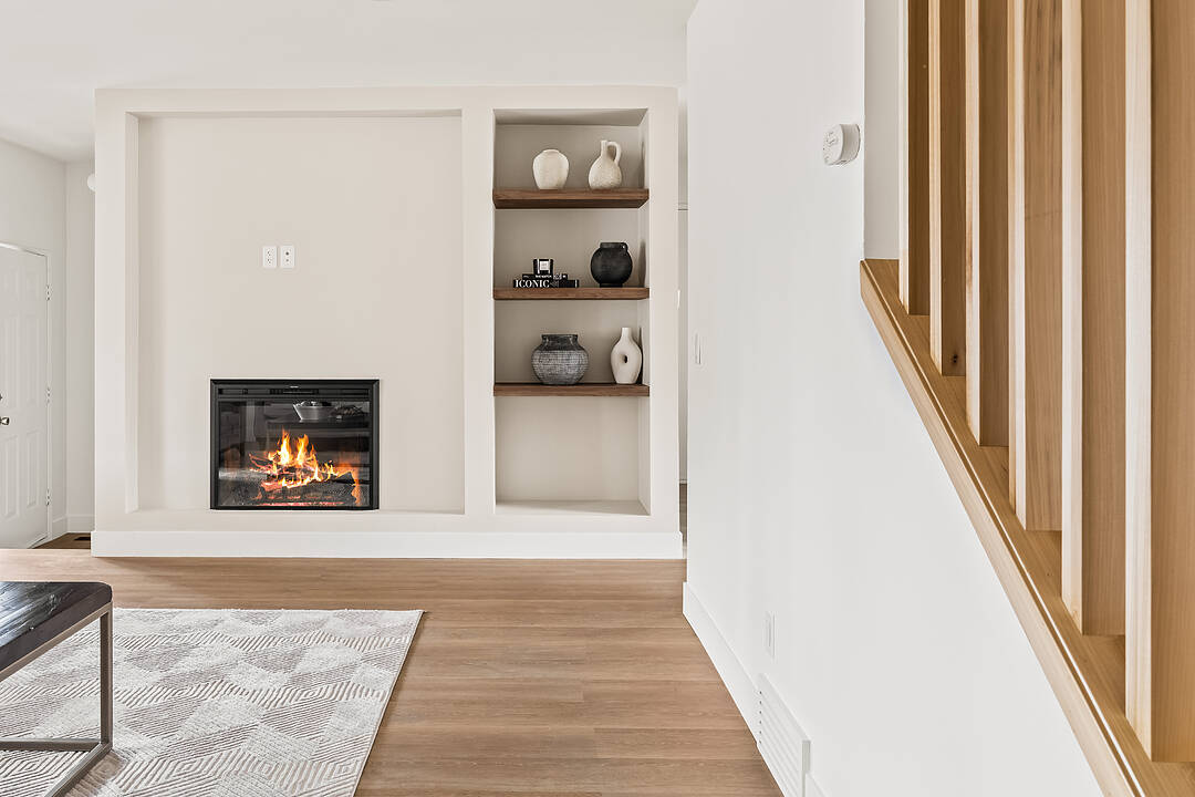 11 Coach Manor Rise SW, Calgary, Alberta