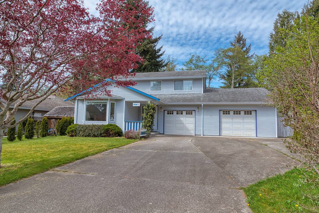 1534 Cypress Way, Gibsons, British Columbia
