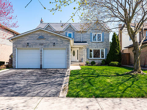 2185 Vista Dr, Burlington