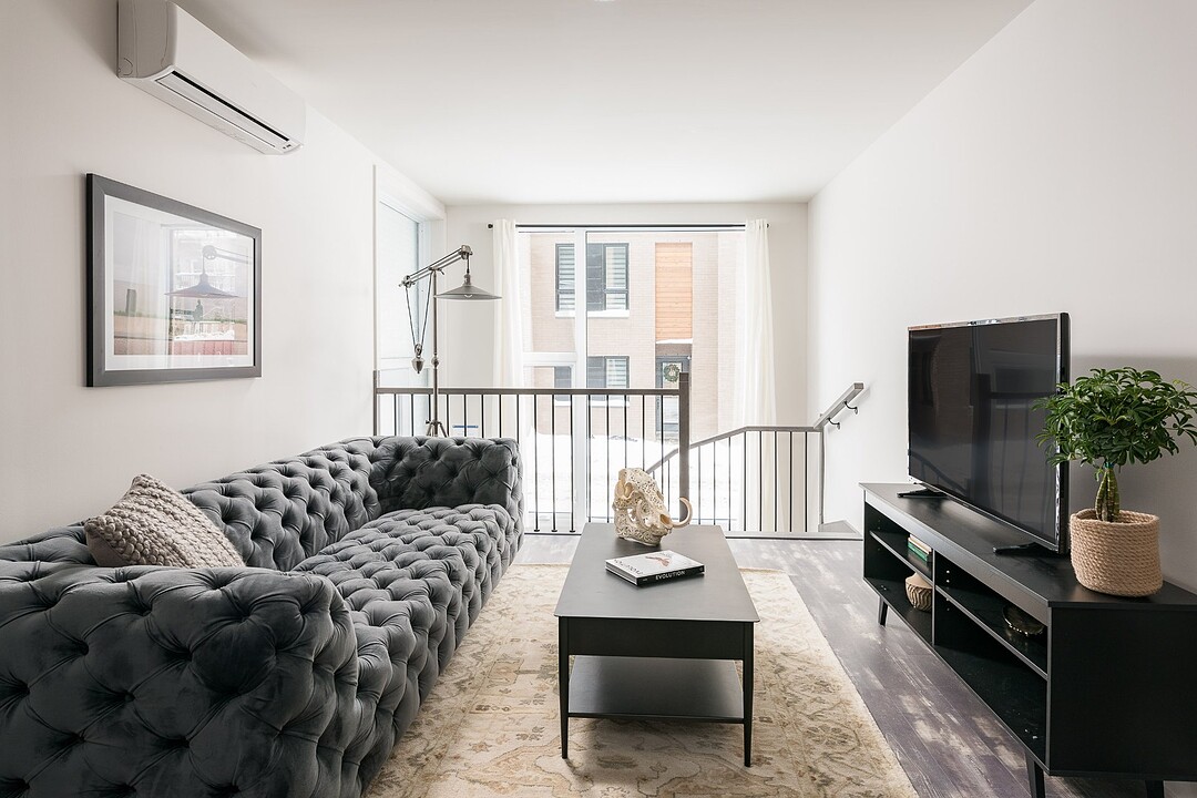 2085 Av. Papineau, Apt. 102, Ville-Marie, Québec