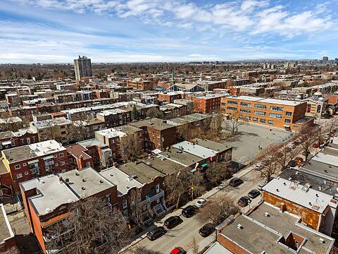 7534-7538 Av. De L'Épée, Villeray / Saint-Michel / Parc-Extension