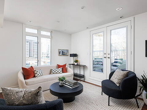 12 Sudbury St #2218, Toronto