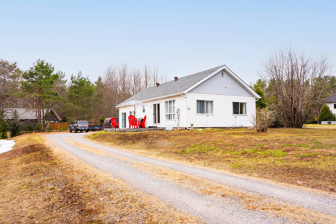 50 Paget Street, Sundridge, Ontario