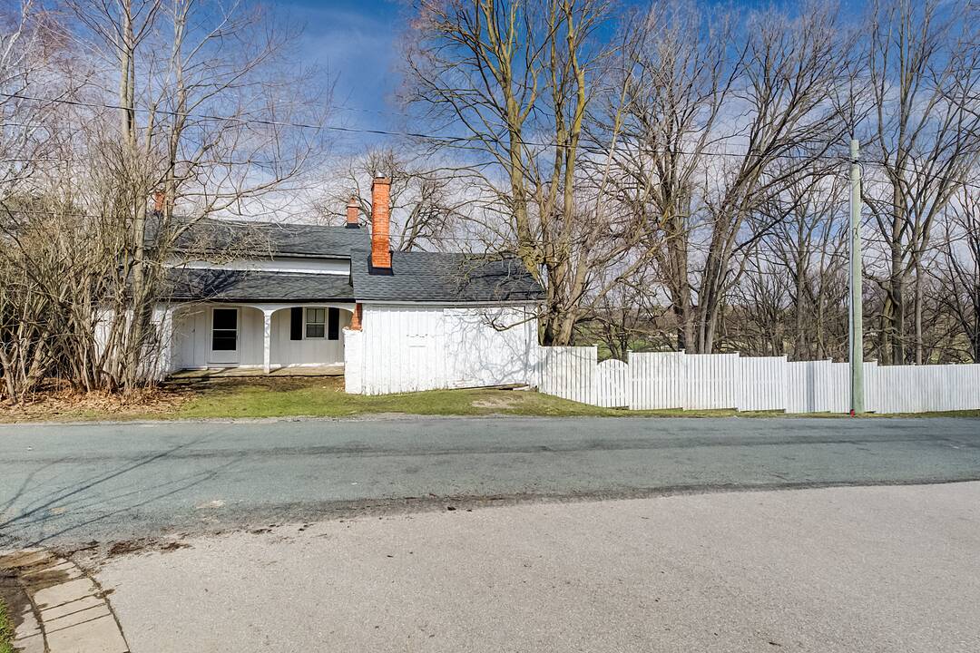 48 Misty River Drive, Conestogo, Ontario