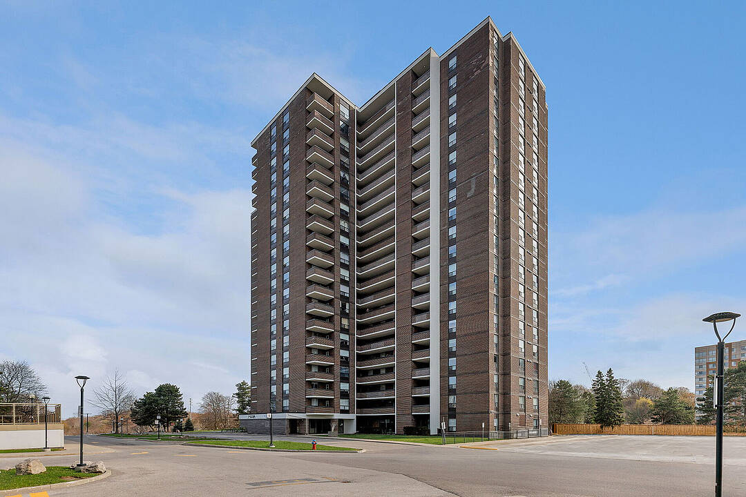 1515 Lakeshore Rd E #1103, Mississauga, Ontario