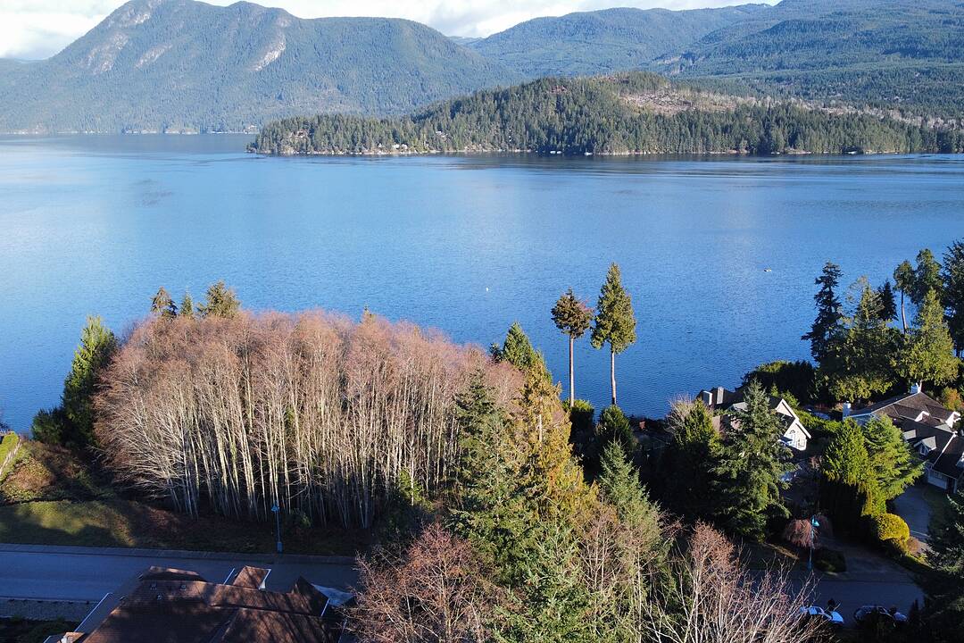 Lot 99 Gale Ave North, Sechelt, British Columbia