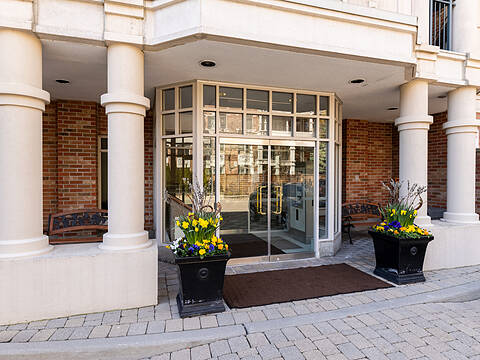 10 Old Mill Tr #PH08, Toronto