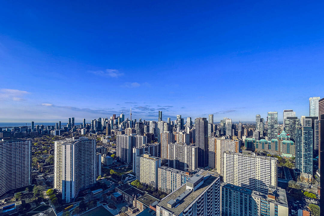 585 Bloor St E #4022, Toronto, Ontario