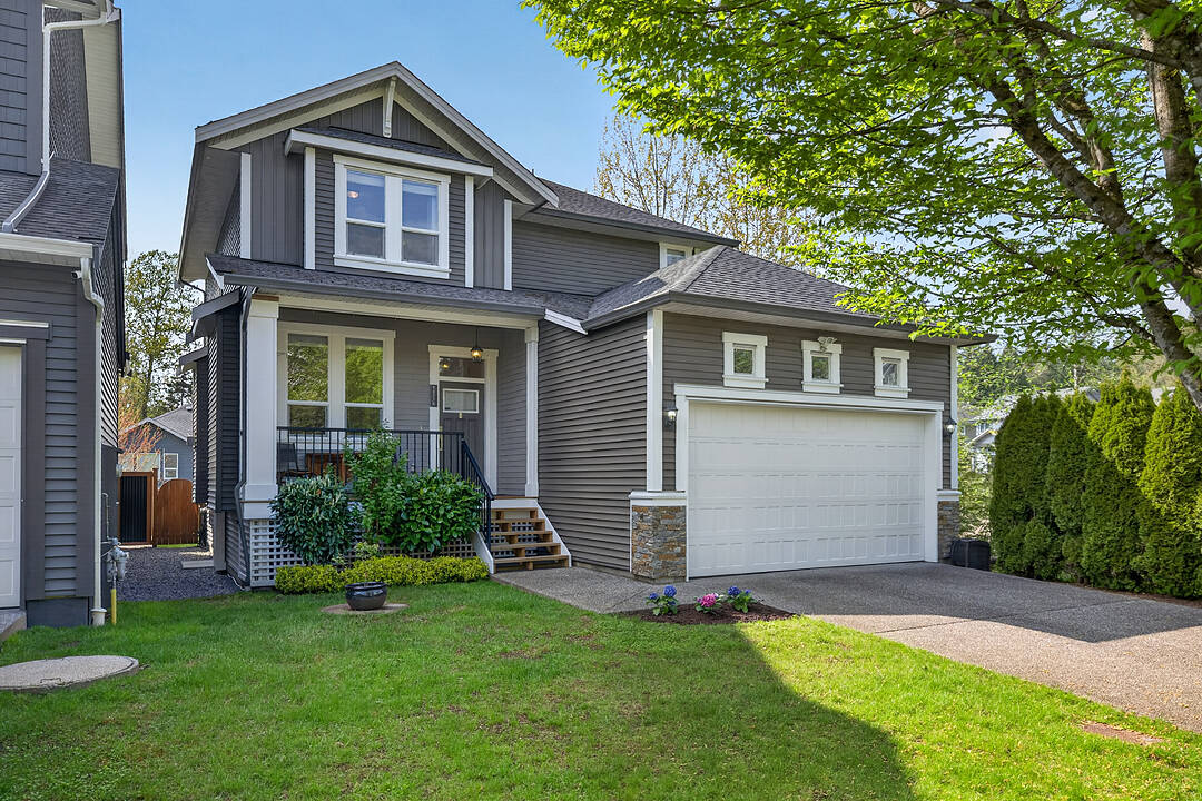 11235 244 Street, Maple Ridge, British Columbia