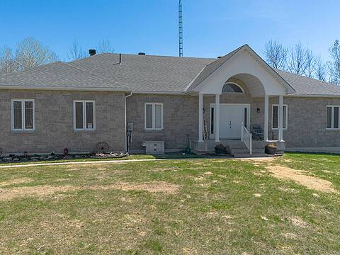 520 Wolford Centre Road, Merrickville-Wolford