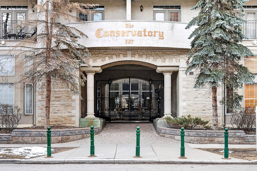 527 15 Avenue SW #105, Calgary, Alberta