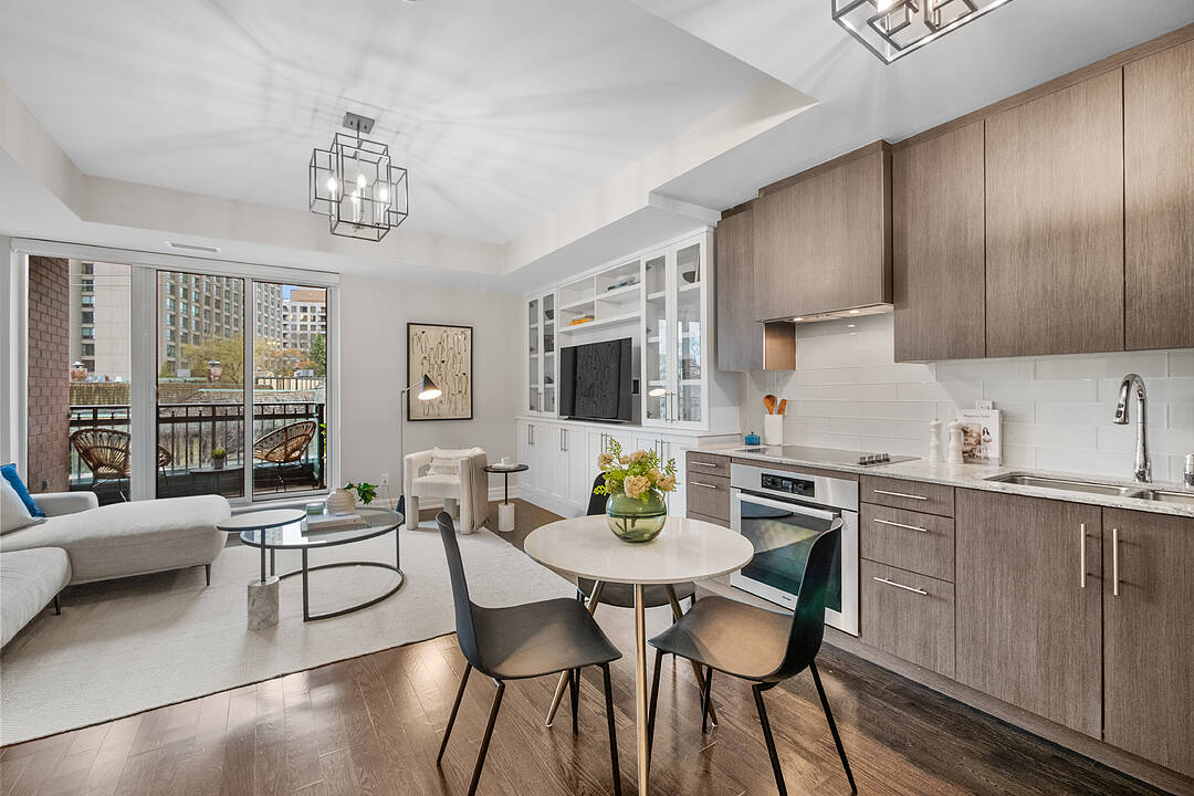 30 Old Mill Rd #301, Toronto, Ontario