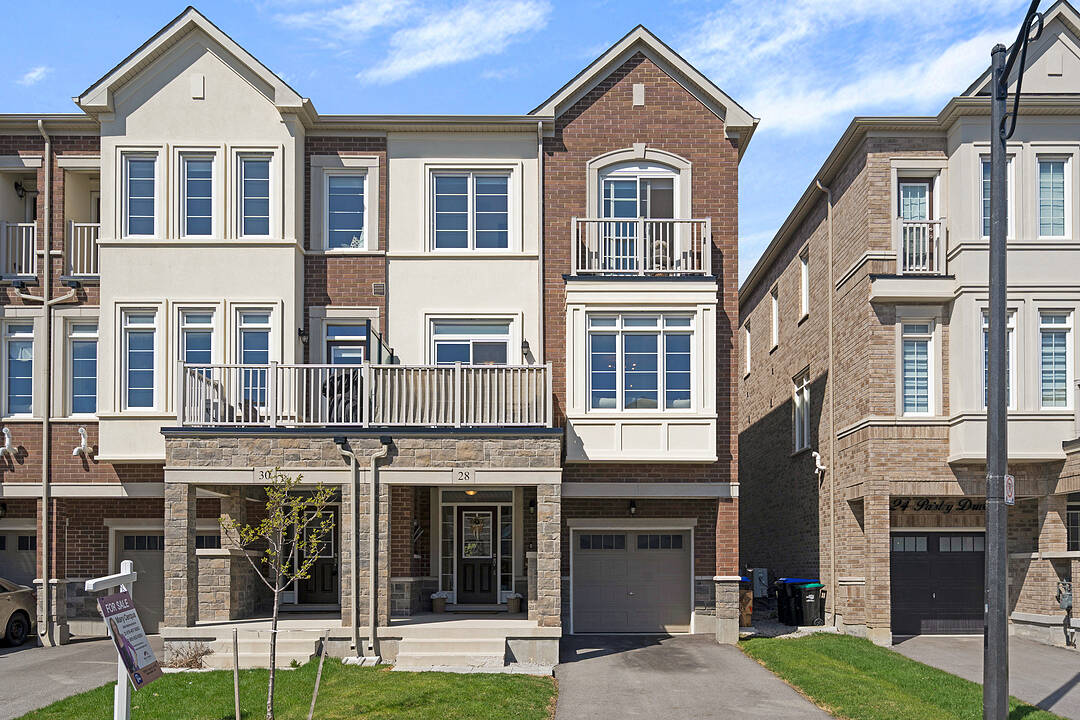 28 Paisley Dr, Bradford West Gwillimbury, Ontario