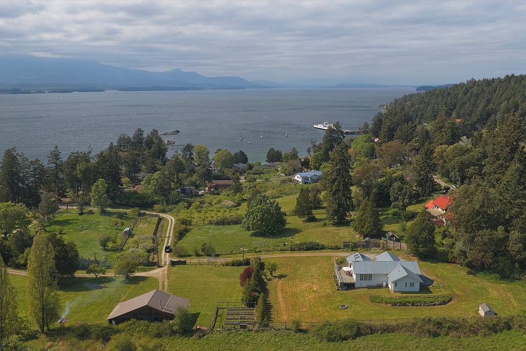 146 Tantramar Drive, Salt Spring, British Columbia