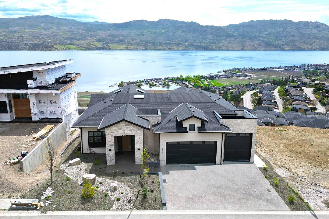 1403 Vineyard Drive, West Kelowna, British Columbia