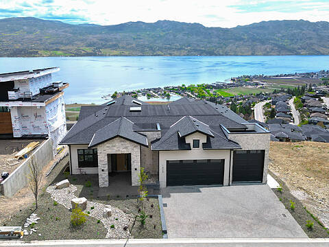 1403 Vineyard Drive, West Kelowna