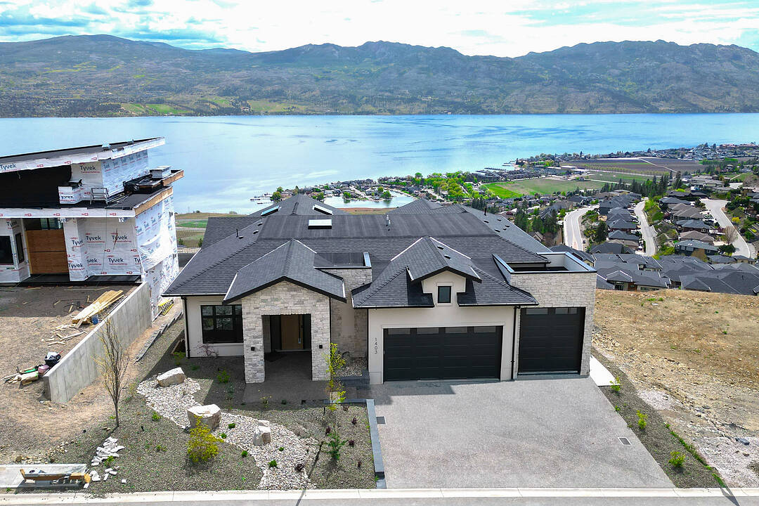 1403 Vineyard Drive, West Kelowna, British Columbia