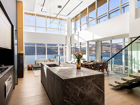 PH1-1075 Sunset Drive, Kelowna