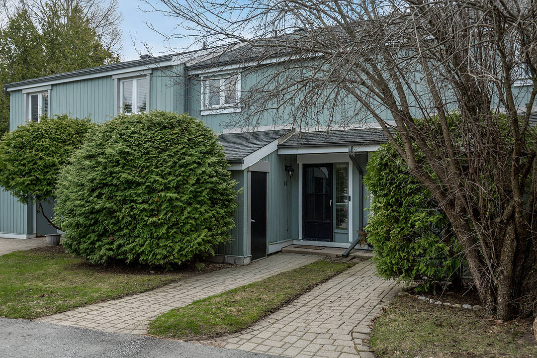 125 Fairway Crescent #16, Collingwood, Ontario