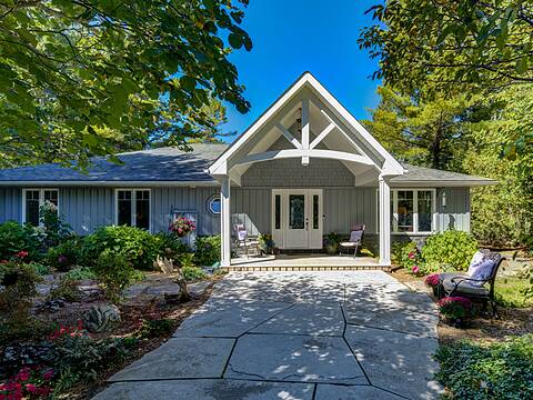 1036 River Road E, Wasaga Beach