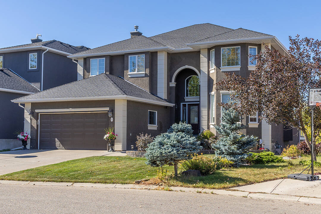 70 Patterson Close SW, Calgary, Alberta